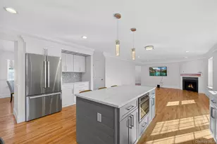 2463 Orch Vw Ct, Yorktown Heights, NY 10598 - Photo 7