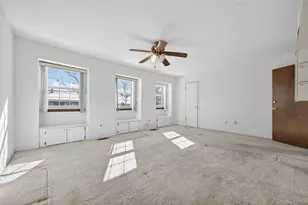 61 Estate Ct, Woodbury, NY 11797 - Photo 15