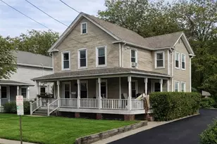 31 Ireland Pl, Amityville, NY 11701 - Photo 9