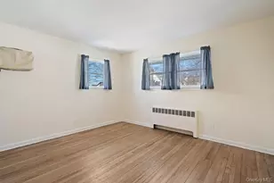 91 Drake St, Malverne, NY 11565 - Photo 21