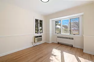 91 Drake St, Malverne, NY 11565 - Photo 9