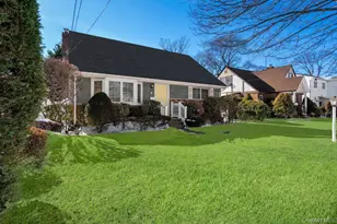 91 Drake St, Malverne, NY 11565 - Photo 3