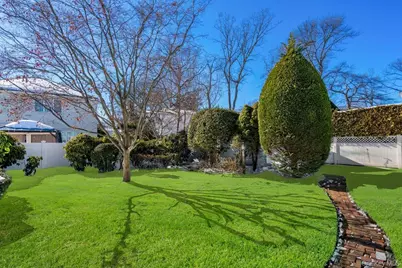 91 Drake Street, Malverne, NY 11565 - Photo 29