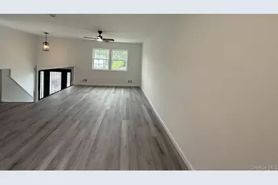 495 Hawkins Road, Selden, NY 11784 - Photo 7