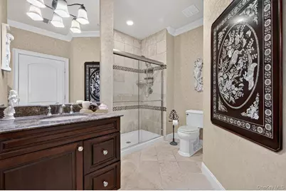 366 Roosevelt Way, Westbury, NY 11590 - Photo 19