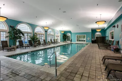 366 Roosevelt Way, Westbury, NY 11590 - Photo 31