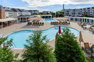 366 Roosevelt Way, Westbury, NY 11590 - Photo 33