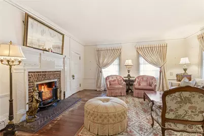 42 Clocktower Lane, Old Westbury, NY 11568 - Photo 5