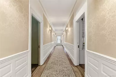 42 Clocktower Lane, Old Westbury, NY 11568 - Photo 15