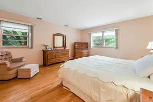 5 Bronze Ct, Huntington, NY 11743 - Photo 15