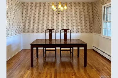 5 Bronze Court, Huntington, NY 11743 - Photo 23