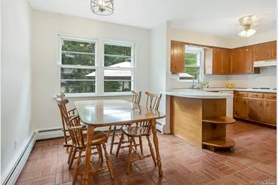 5 Bronze Court, Huntington, NY 11743 - Photo 7