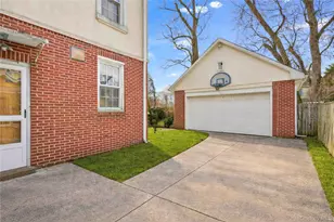 33-26 162nd St, Flushing, NY 11358 - Photo 37