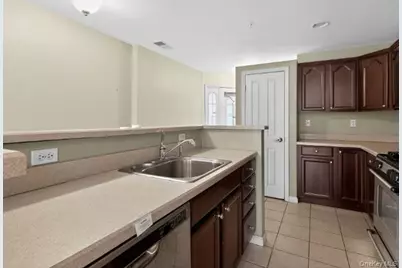 414 Highridge Court, Peekskill, NY 10566 - Photo 13