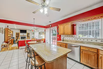 22 Jerusalem Hollow Road, Manorville, NY 11949 - Photo 19