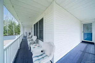 22 Jerusalem Hollow Rd, Manorville, NY 11949 - Photo 7