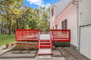 22 Jerusalem Hollow Rd, Manorville, NY 11949 - Photo 9