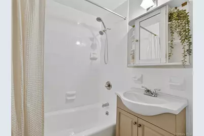 3311 Giles Place #2D, Bronx, NY 10463 - Photo 25