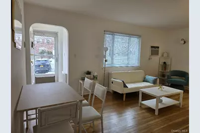 7019 261st Street #122E6, Glen Oaks, NY 11004 - Photo 3