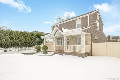 2288 Jefferson Street, East Meadow, NY 11554 - Photo 3