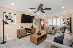 2288 Jefferson St, East Meadow, NY 11554 - Photo 7