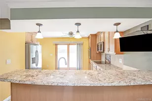 2288 Jefferson St, East Meadow, NY 11554 - Photo 11