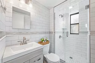 111 E 88th St, New York, NY 10128 - Photo 13