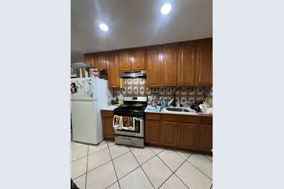 10416 134th Street, Richmond Hill, NY 11419 - Photo 3