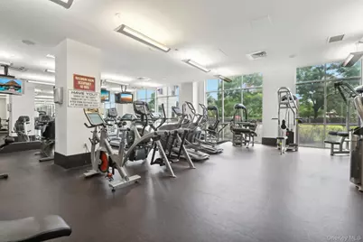 300 Mamaroneck Avenue #514, White Plains, NY 10605 - Photo 17