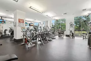 300 Mamaroneck Ave, White Plains, NY 10605 - Photo 17