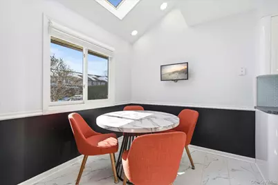 201 Poplar Court #201, Wantagh, NY 11793 - Photo 3