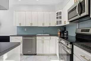 201 Poplar Ct, Wantagh, NY 11793 - Photo 7