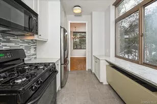 35 N Chatsworth Ave, Larchmont, NY 10538 - Photo 15