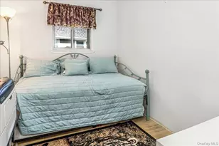 85 Unqua Rd, Massapequa, NY 11758 - Photo 11