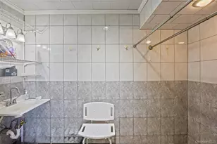 2436 Hempstead Ln, Wantagh, NY 11793 - Photo 29