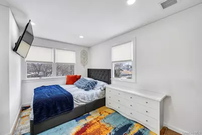 361 S 16th Street, Lindenhurst, NY 11757 - Photo 25