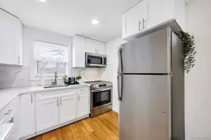 361 S 16th St, Lindenhurst, NY 11757 - Photo 21