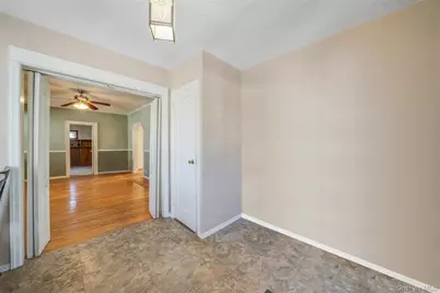 21 Park Avenue, Malverne, NY 11565 - Photo 3