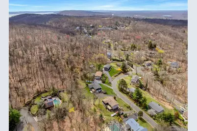 837 Sherry Drive, Valley Cottage, NY 10989 - Photo 43