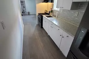 325 Underhill Ave, Bronx, NY 10473 - Photo 9