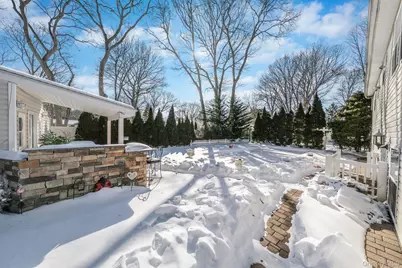 4 W Prospect Street, Selden, NY 11784 - Photo 33