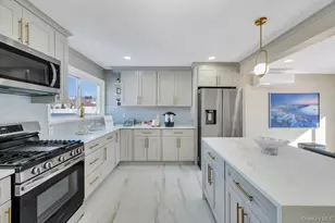 2127 Erma Dr, East Meadow, NY 11554 - Photo 9