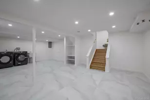 58 Briar Ln, Jericho, NY 11753 - Photo 19