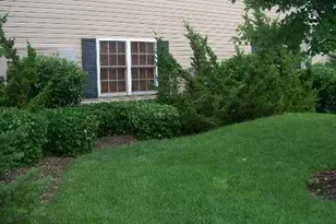 833 Madeira Blvd, Melville, NY 11747 - Photo 33