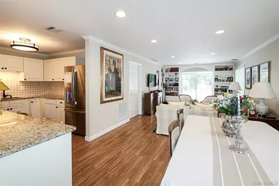 833 Madeira Boulevard, Melville, NY 11747 - Photo 9