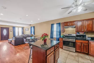 188-25 Mangin Avenue, Saint Albans, NY 11412 - Photo 9