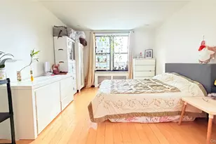 138-70 Elder Ave, Flushing, NY 11355 - Photo 3