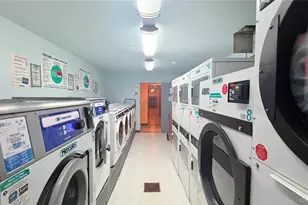 138-70 Elder Ave, Flushing, NY 11355 - Photo 11