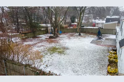 382 Jamaica Avenue, Medford, NY 11763 - Photo 23