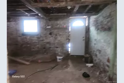 110 S 6th Avenue, Mount Vernon, NY 10550 - Photo 31